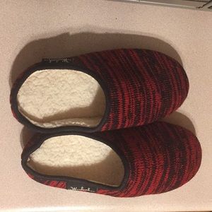 New Woolrich Women’s sweater mule